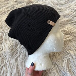Mackage Black Wool Blend Distressed Unisex Beanie Hat EUC One Size